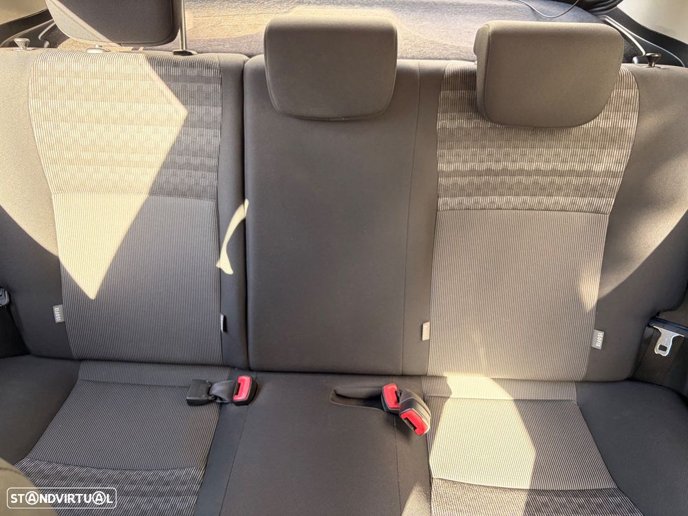 Toyota Yaris 1.0 VVT-i ACtive - 14