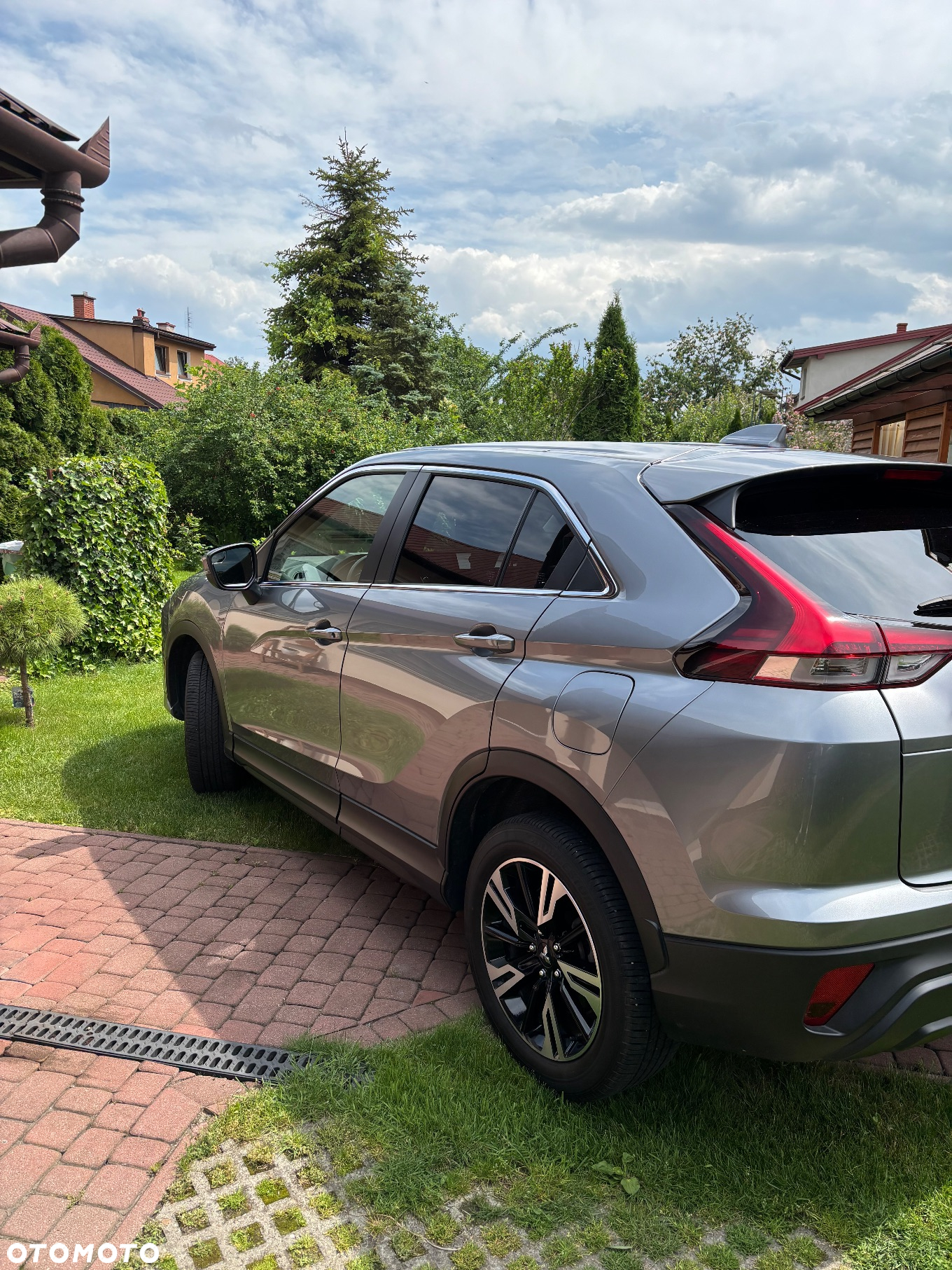 Mitsubishi Eclipse Cross - 4