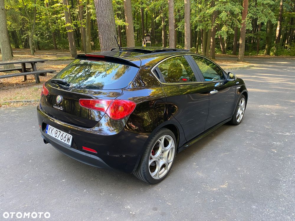 Alfa Romeo Giulietta - 8
