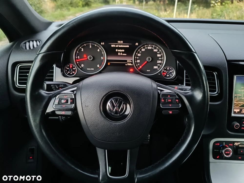 Volkswagen Touareg 3.0 V6 TDI SCR Blue Motion DPF Automatik Executive Edition - 34