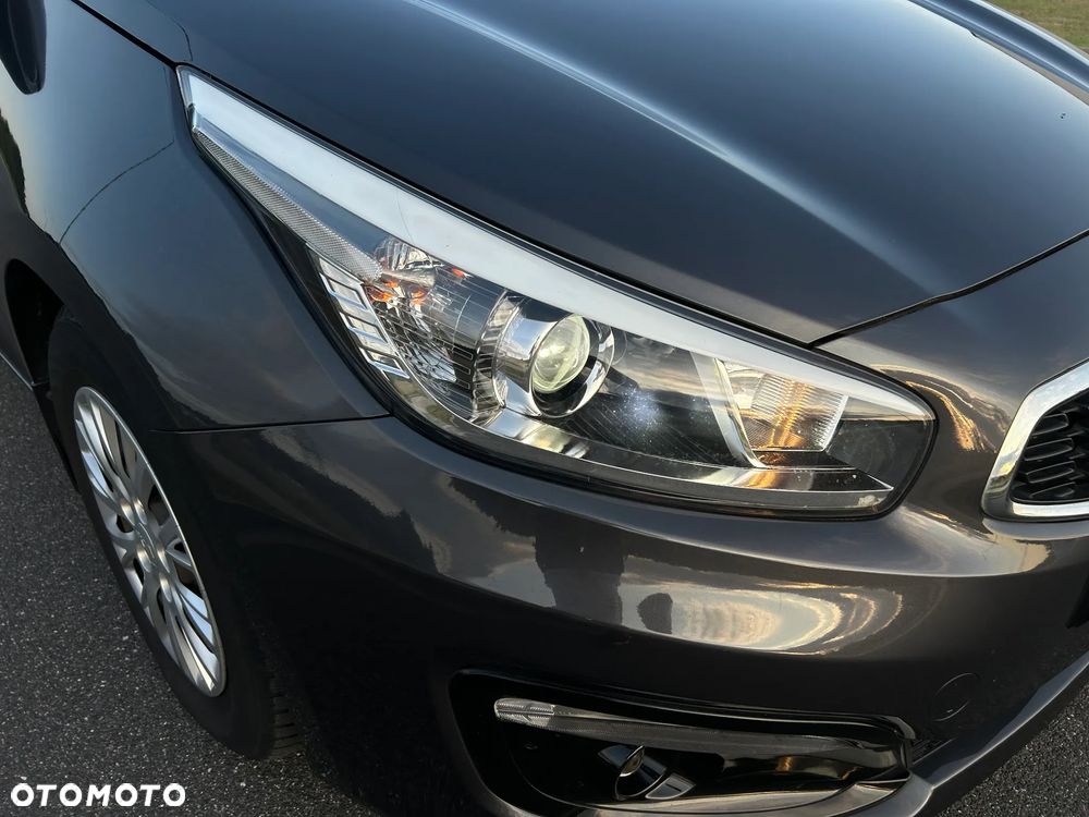Kia Ceed 1.6 CRDi M - 12