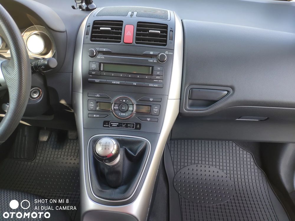 Toyota Auris 1.6 Life+ - 28