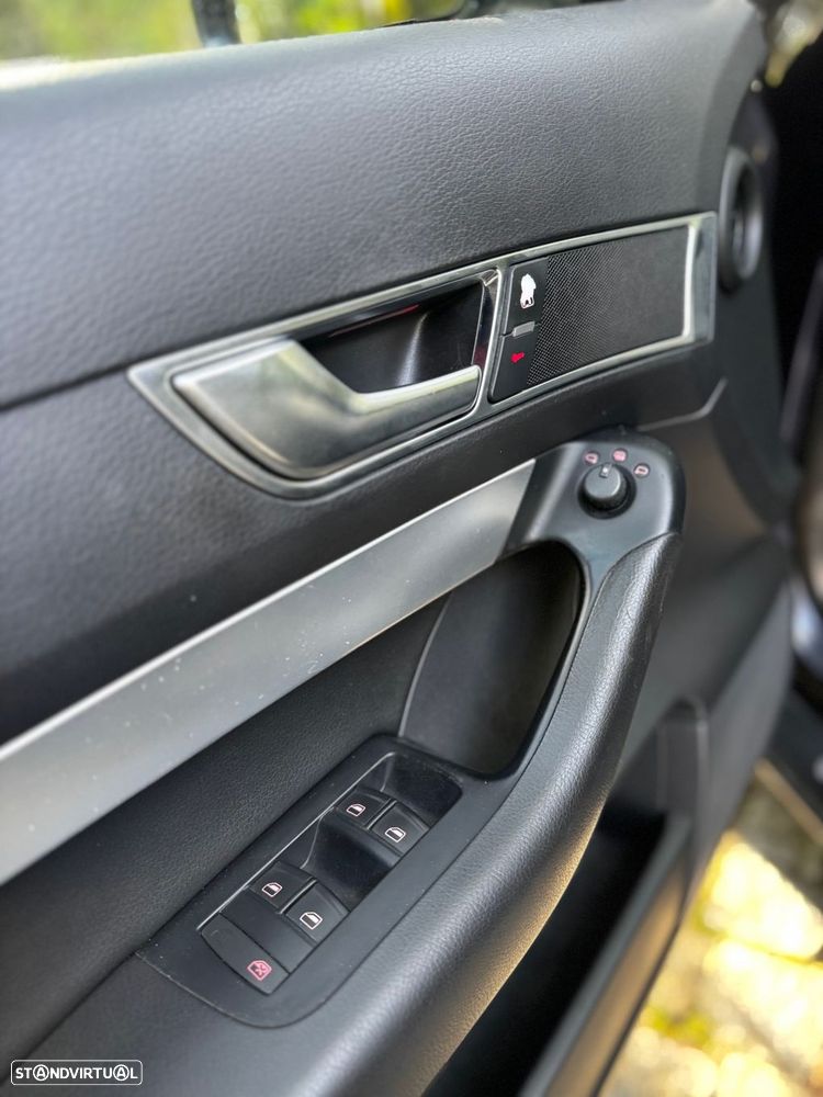 Audi A6 Avant 2.0 TDI Multitronic S-line - 19