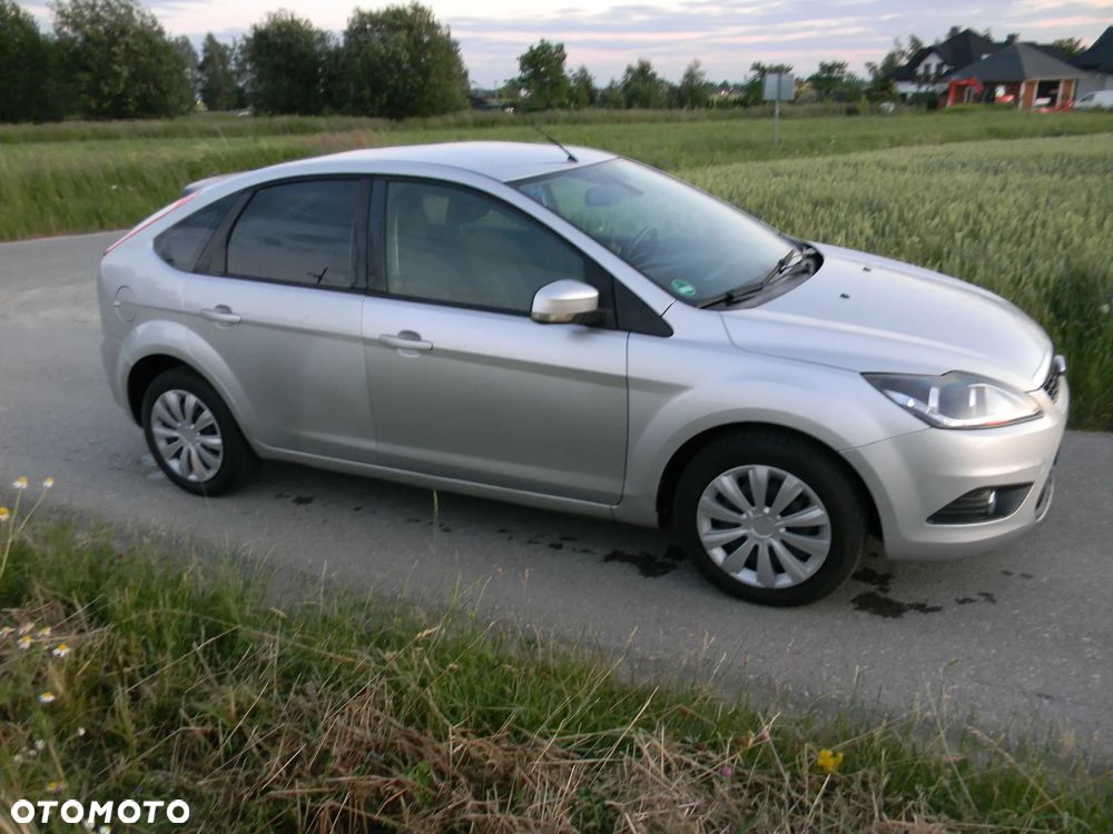 Ford Focus 2.0 16V Titanium - 33