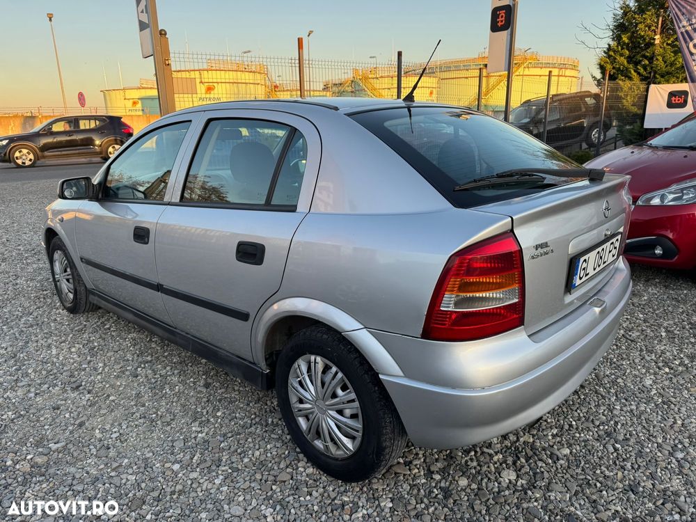 Opel Astra 1.6 Comfort - 5