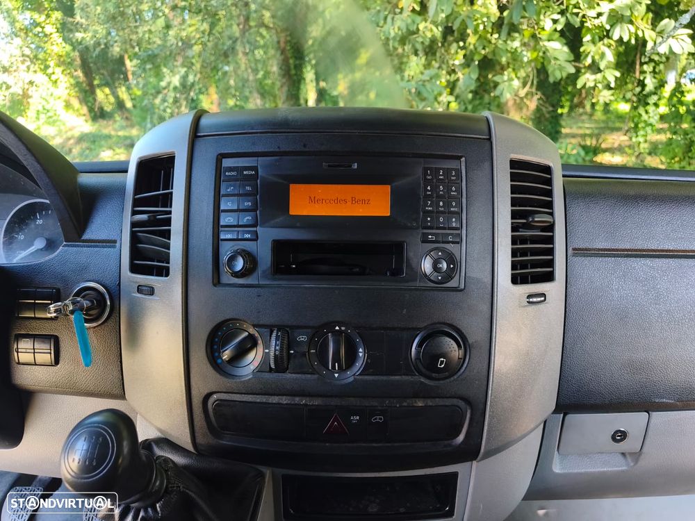 Mercedes-Benz Sprinter 313 - 20