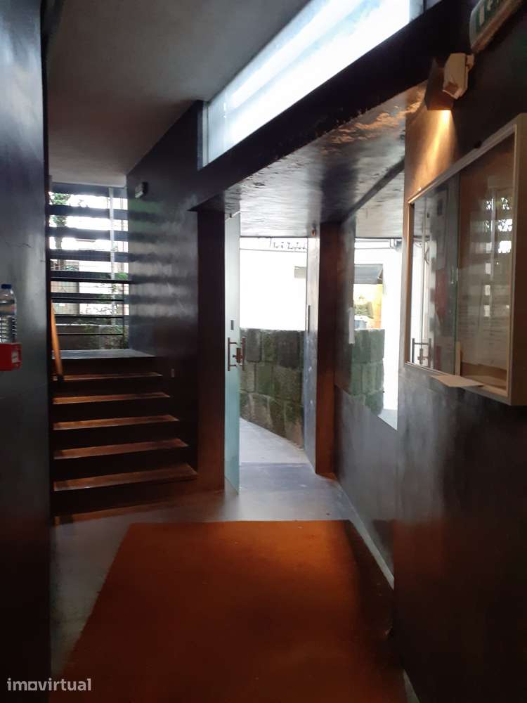 Apartamento T1 no Edifício Excelsior em Vila Real - Grande imagem: 4/20