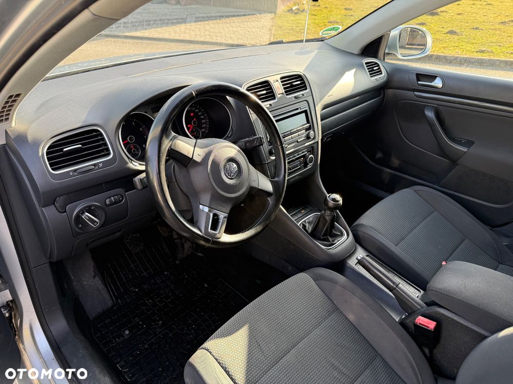 Volkswagen Golf 1.6 Comfortline - 12