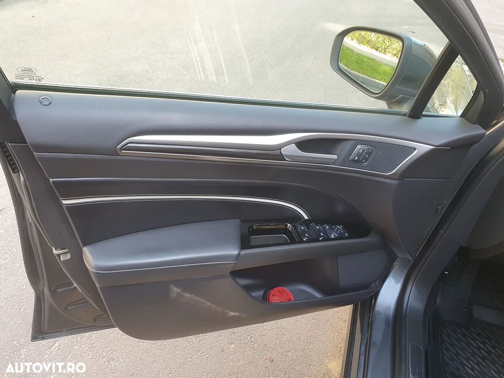 Ford Mondeo 2.0 HEV Vignale - 6