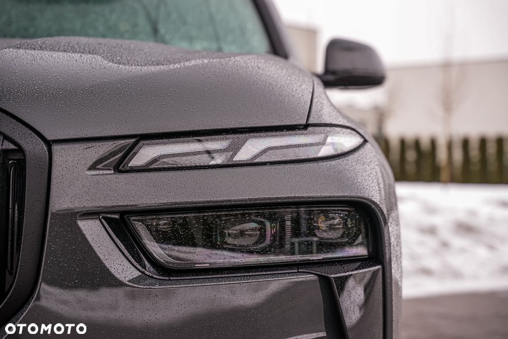 BMW X7 - 29