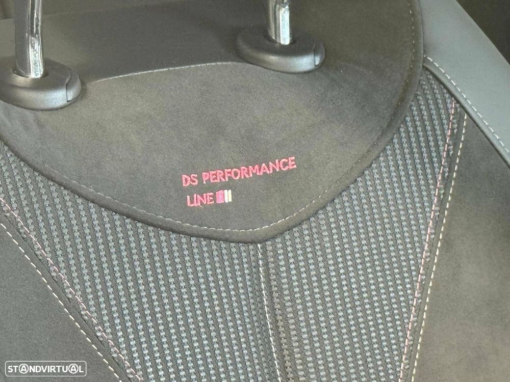 DS DS4 4 1.2 PureTech Performance Line EAT8 - 17