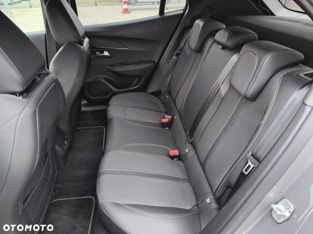 Peugeot 2008 1.2 PureTech GT S&S EAT8 - 10