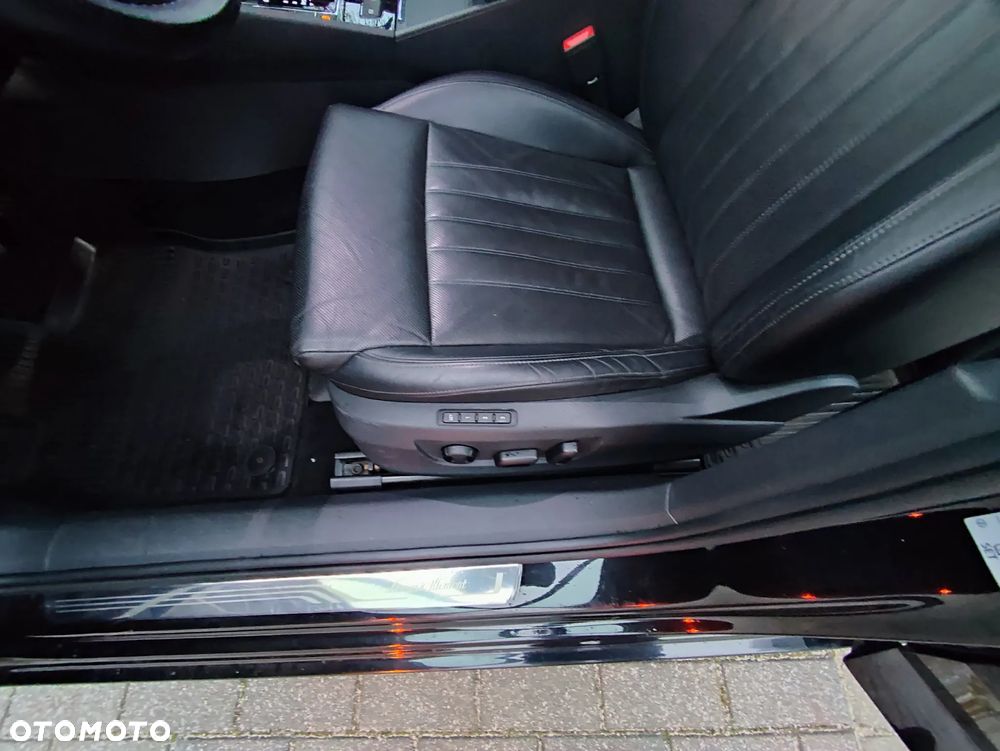 Skoda Superb 2.0 TDI L&K DSG - 9