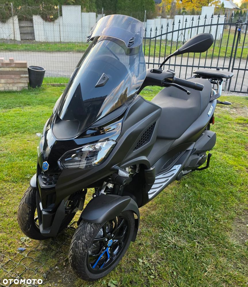 Piaggio MP-3 - 1