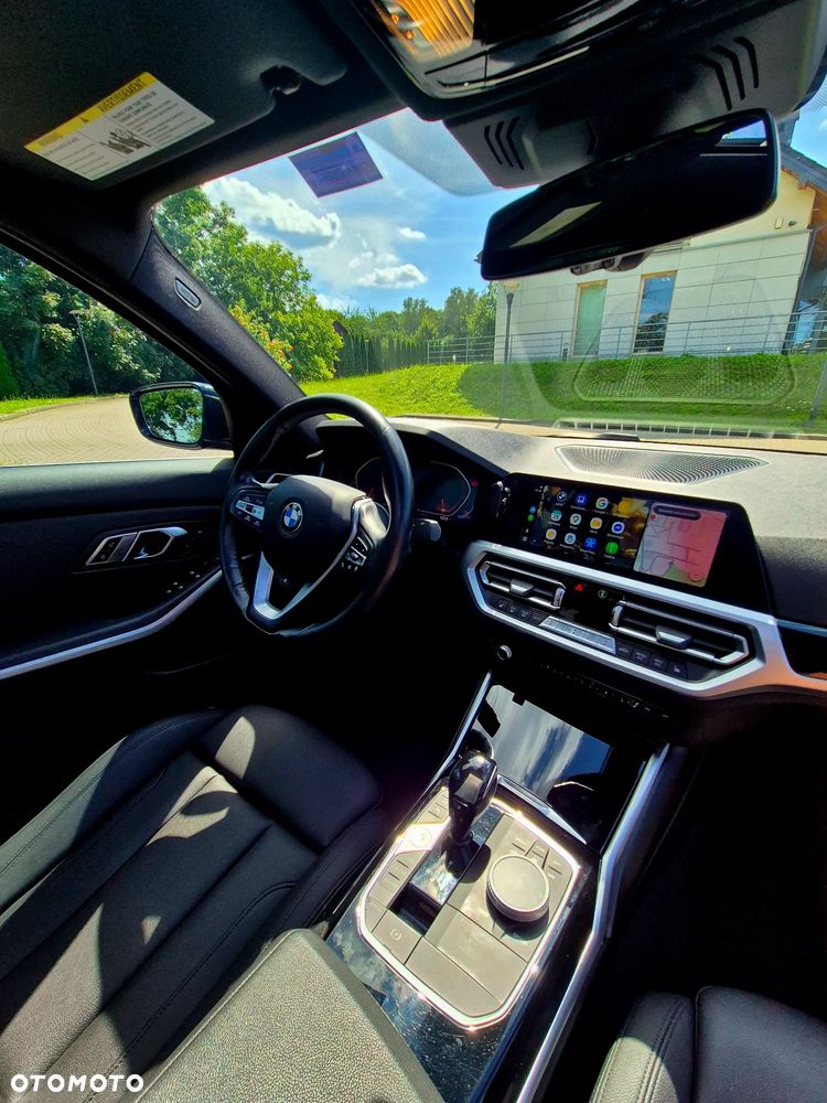 BMW Seria 3 330i GPF M Sport Shadow - 15