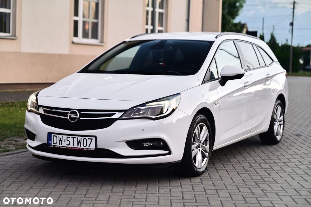 Opel Astra 1.6 CDTI Enjoy - 4