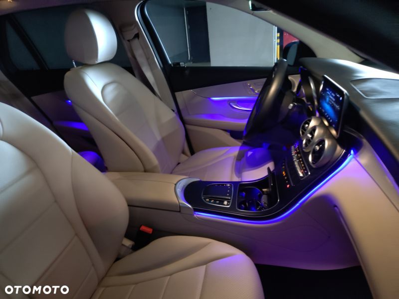 Mercedes-Benz GLC 300 4Matic 9G-TRONIC - 36