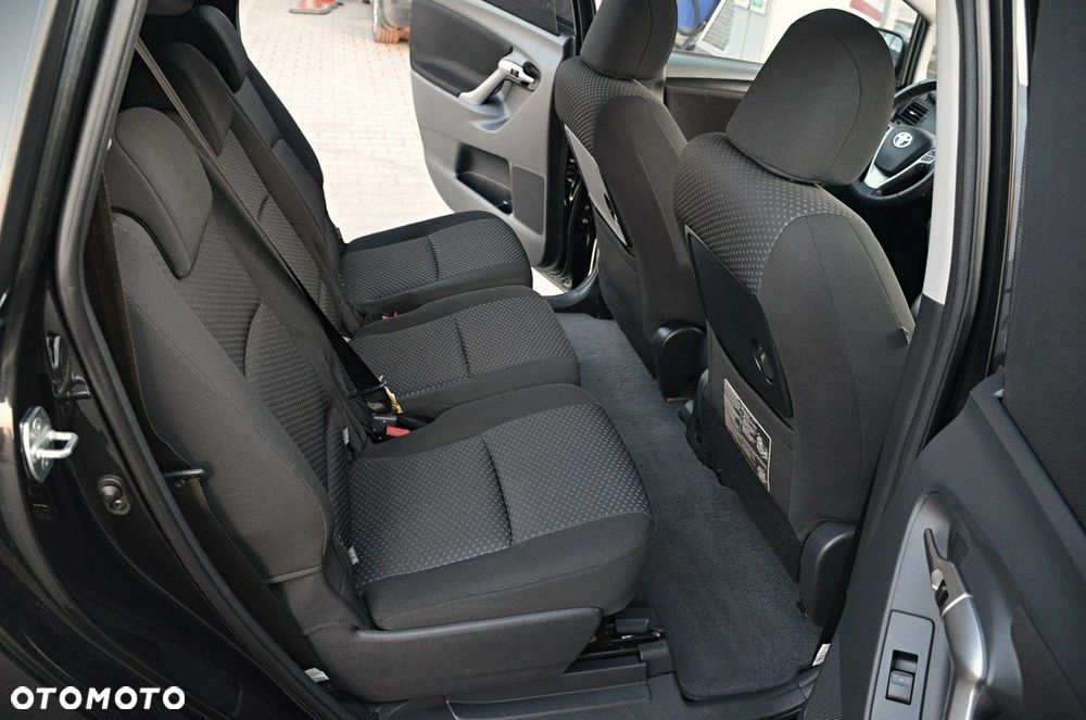 Toyota Verso - 15