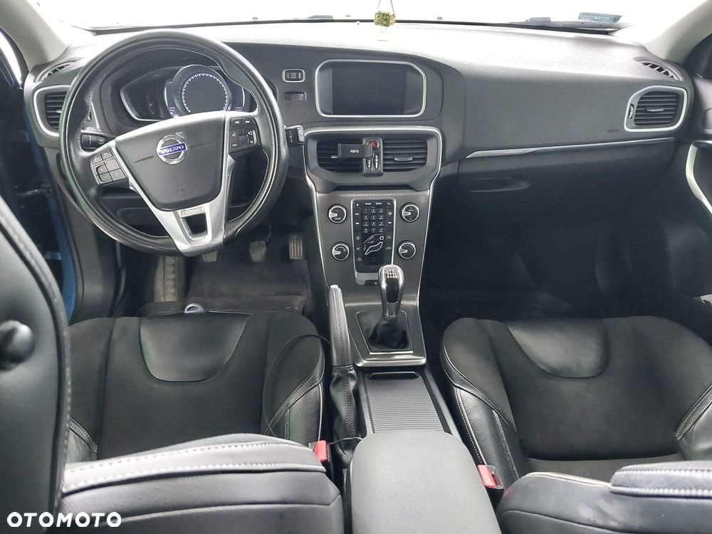 Volvo V40 - 8