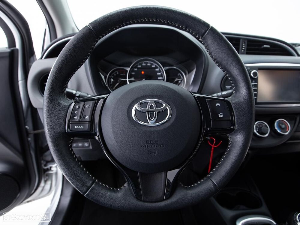 Toyota Yaris 1.0 VVT-i Comfort — fotografia 14