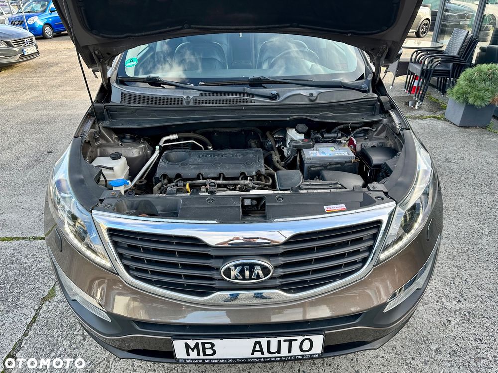Kia Sportage 2.0 CVVT 2WD Automatik Spirit - 29