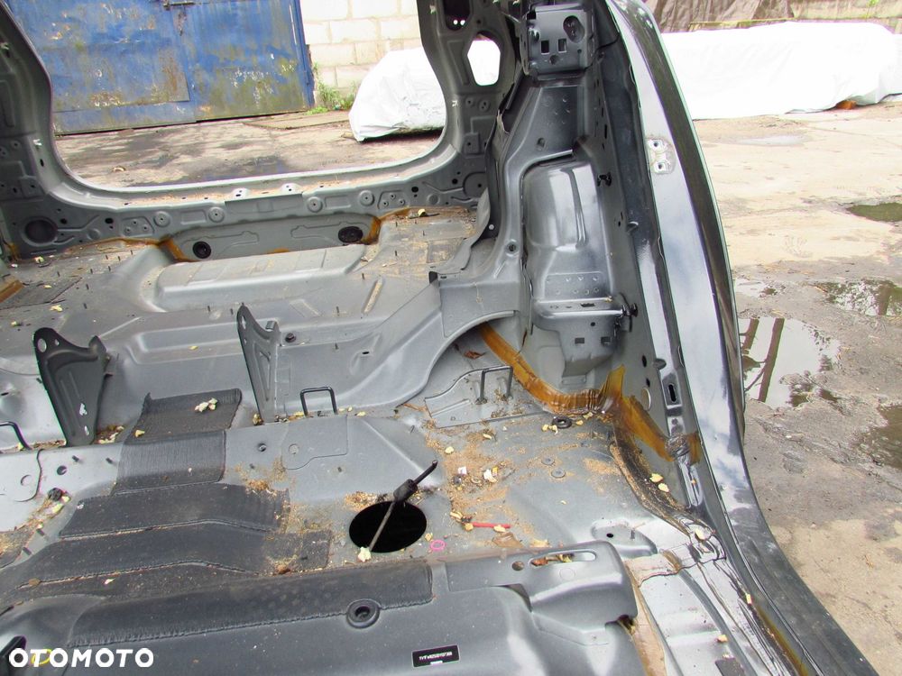 VOLVO V60 10-17 CWIARTKA BLOTNIK TYL POSZYCIE LEWE - 7