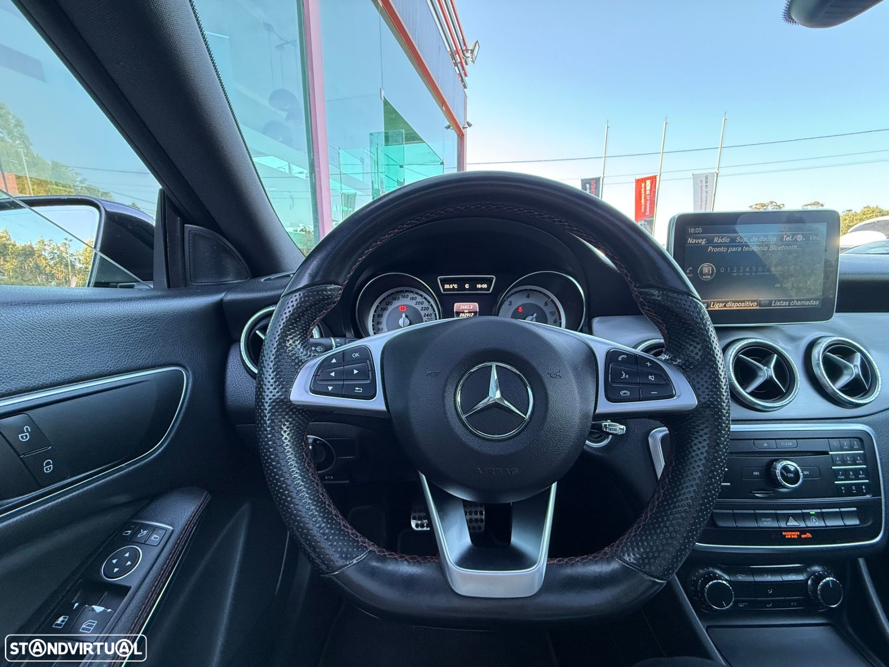 Mercedes-Benz CLA 200 d Shooting Brake AMG Line - 20