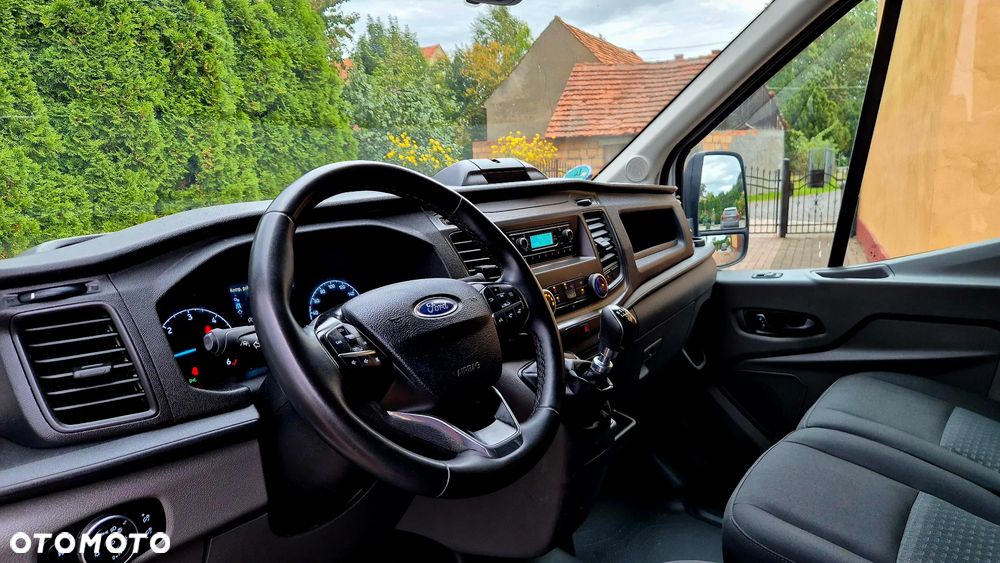 Ford Transit - 24