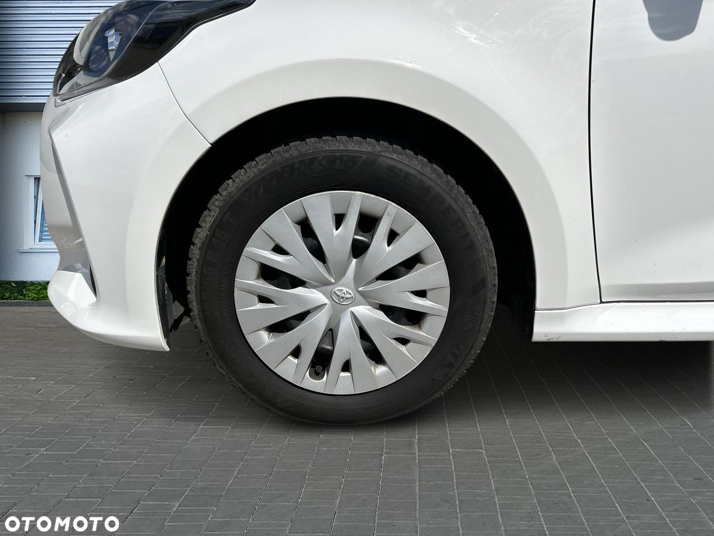 Toyota Yaris - 9