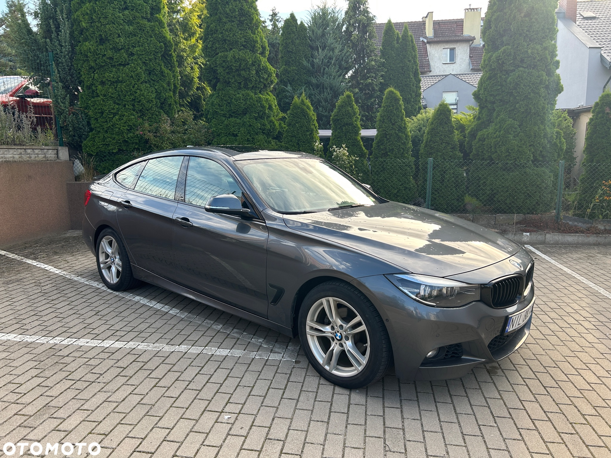 BMW 3GT 330i xDrive GT M Sport - 4
