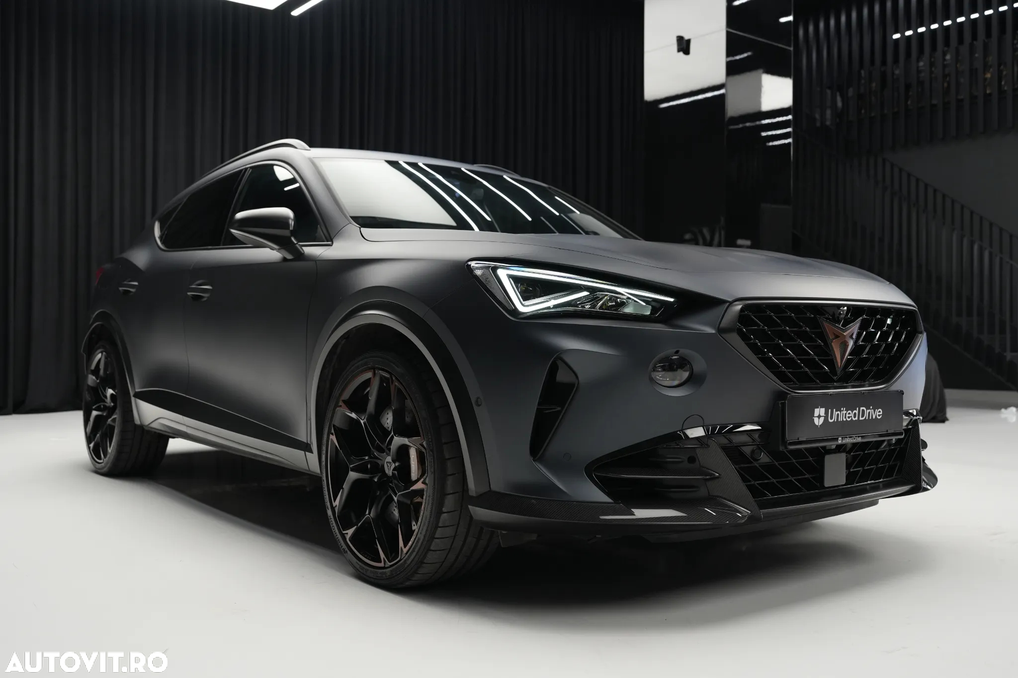 Cupra Formentor VZ5 2.5 TSI 4DRIVE DSG - 35