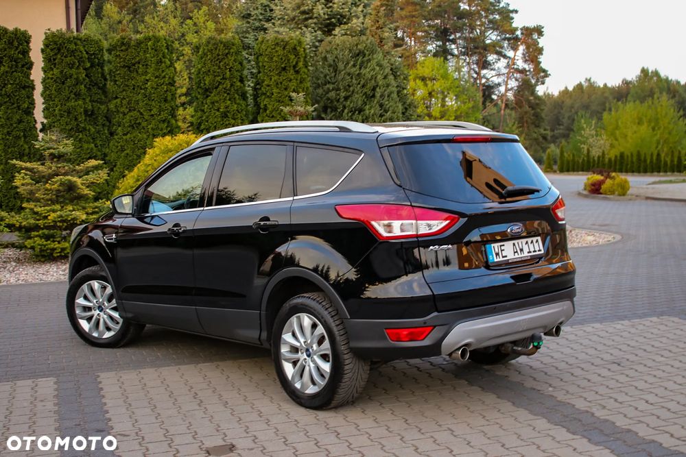 Ford Kuga 2.0 TDCi 2x4 Titanium - 16