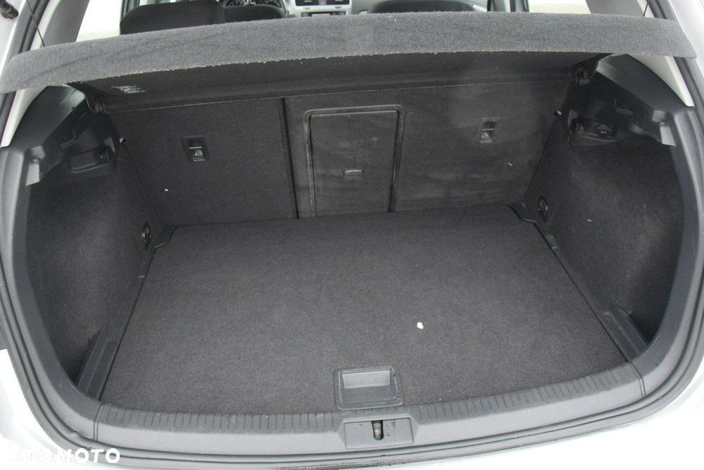 Volkswagen Golf 1.2 TSI BlueMotion Technology Comfortline - 23