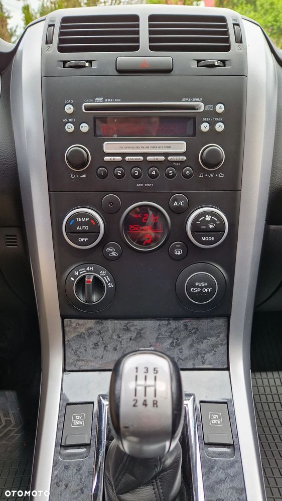Suzuki Grand Vitara 1.9 DDiS De Luxe EU5 - 13