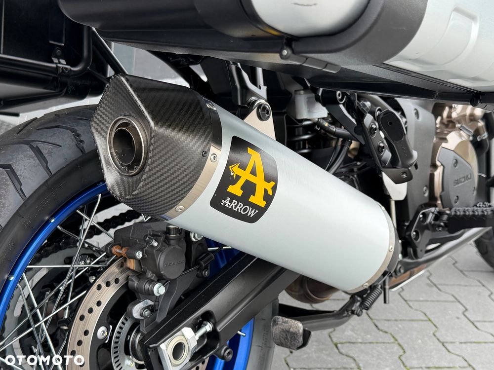 Suzuki V-STROM - 12
