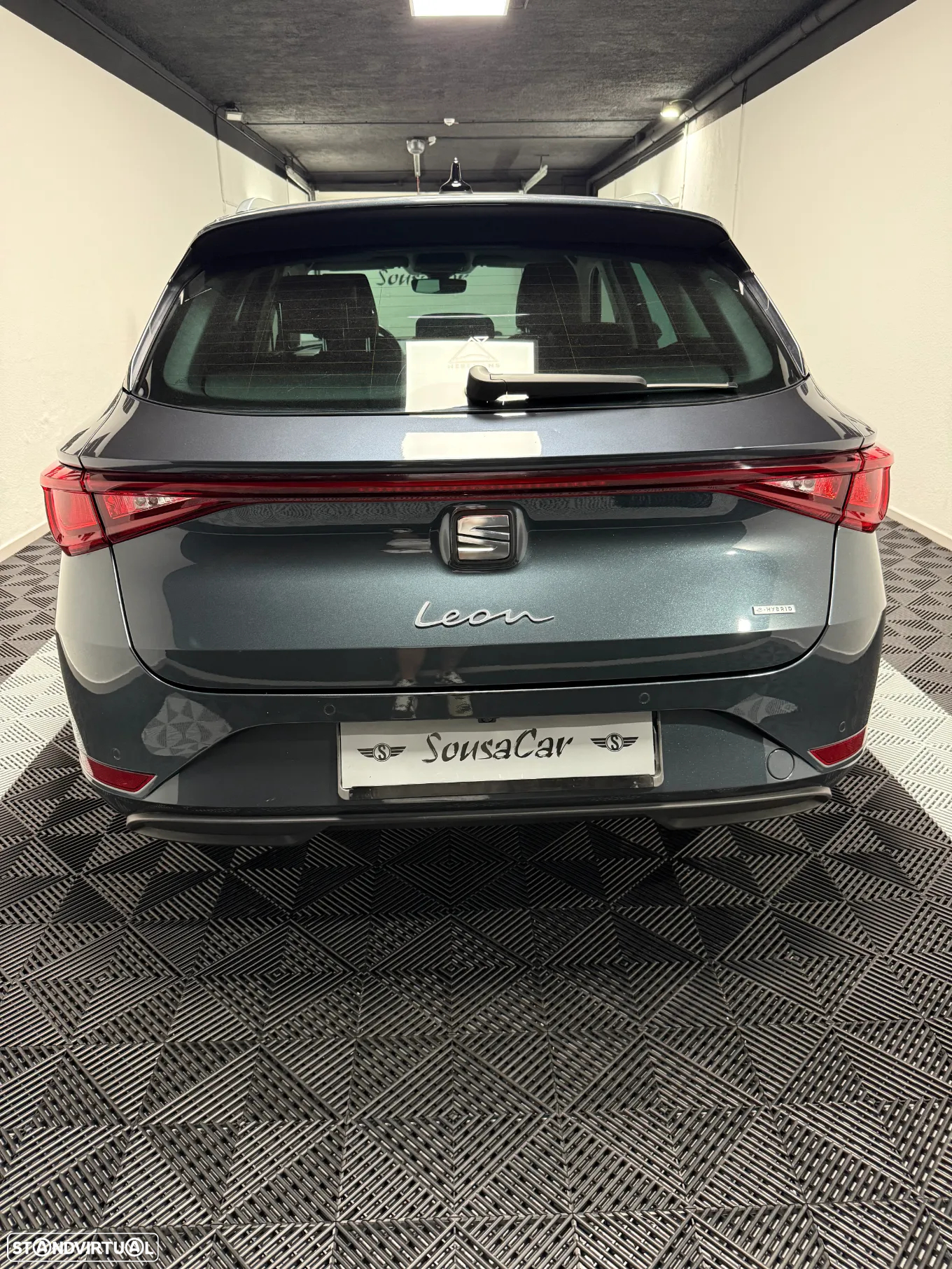 SEAT Leon ST 1.4 e-Hybrid Xcellence DSG - 3