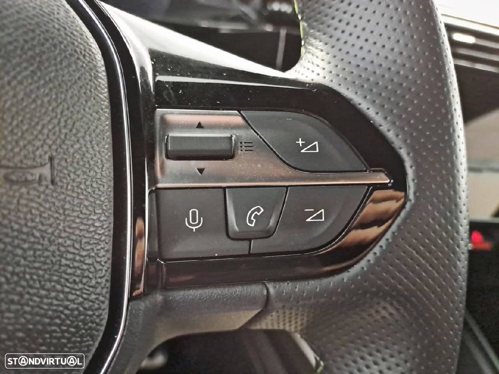 Peugeot 308 1.5 BlueHDi GT EAT8 - 16