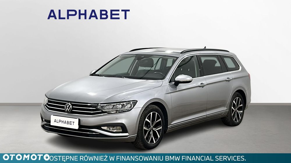 Volkswagen Passat - 1