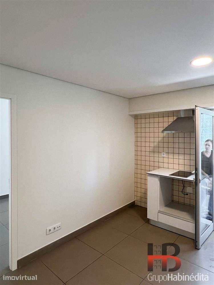 Apartamento T1 Arrendamento em Mafamude e Vilar do Paraíso,Vila Nova d - Grande imagem: 2/11