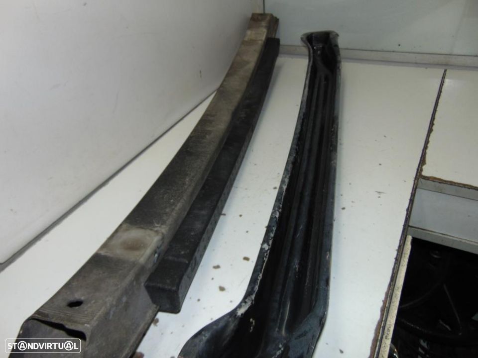 VW Passat carrinha 96 a 2002 REFORÇOS DE  pára-choques - 9