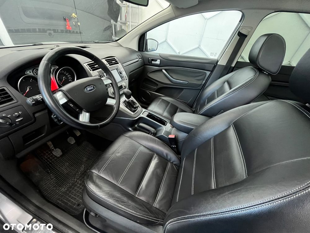 Ford Kuga 2.0 TDCi Titanium - 30