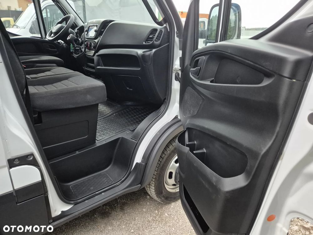 Iveco 35C16 3.0/ Himatic/187tys/Kontener/ - 9