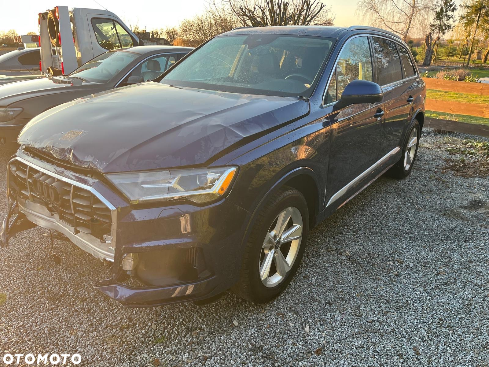 Audi Q7 55 TFSI quattro tiptronic - 4