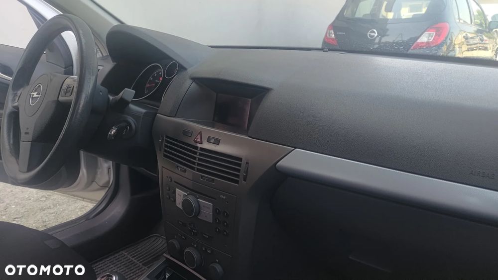 Opel Astra 1.8 Enjoy - 11