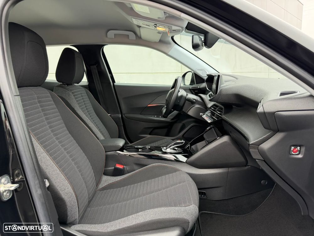 Peugeot e-2008 50 kWh Active Pack - 13