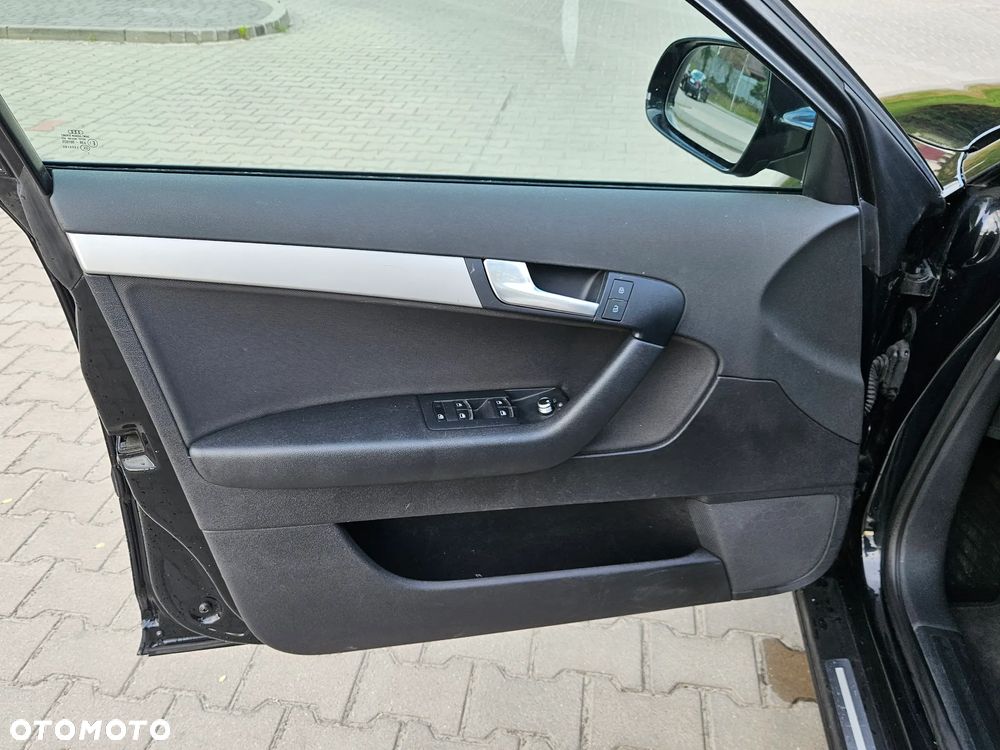 Audi A3 Sportback 2.0 TDI DPF quattro Attraction - 13