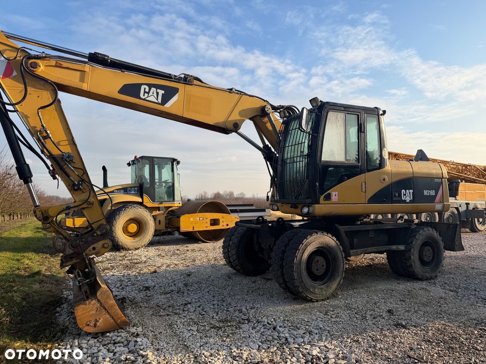 Caterpillar M316D - 3