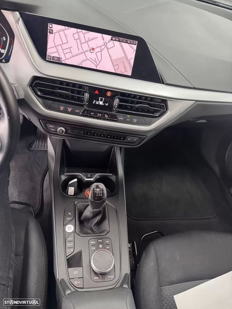 BMW 116 d Line Luxury - 28