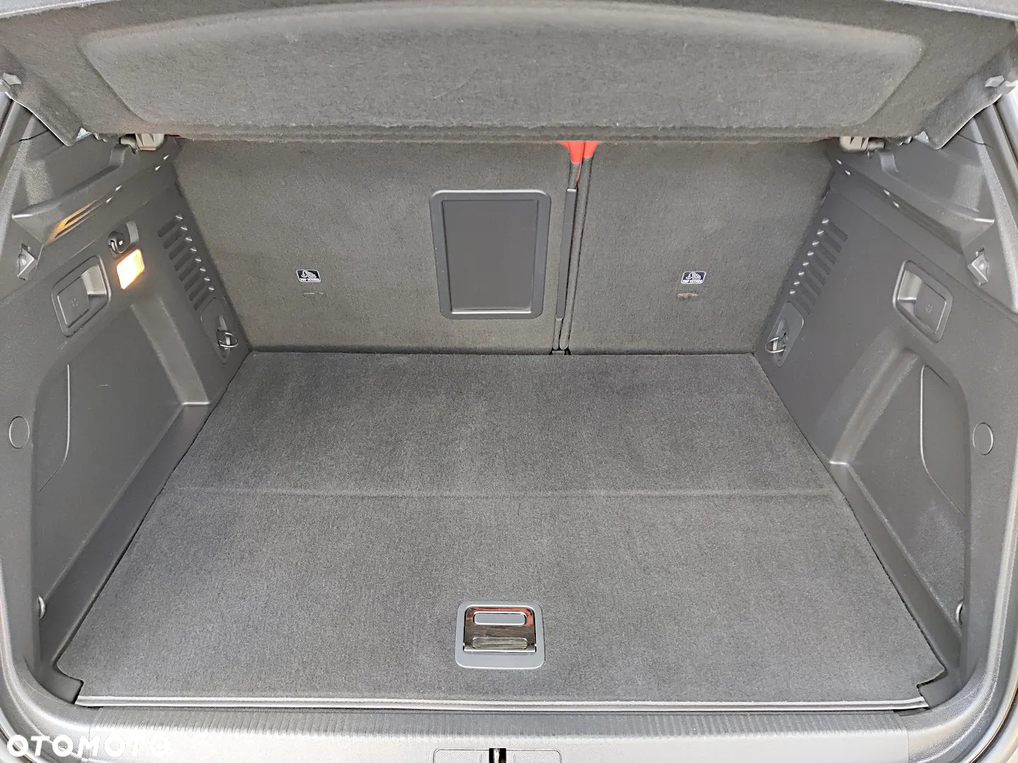 Peugeot 3008 Hybrid 225 e-EAT8 GT Pack - 40