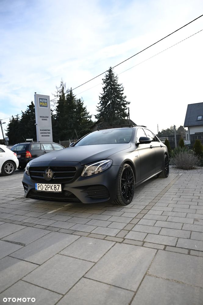 Mercedes-Benz Klasa E - 1